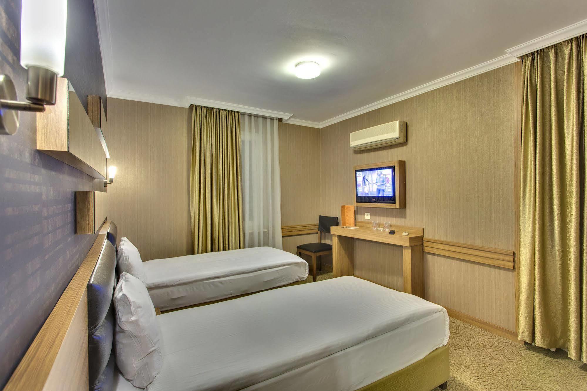 Antroyal Hotel Antalya Exterior foto