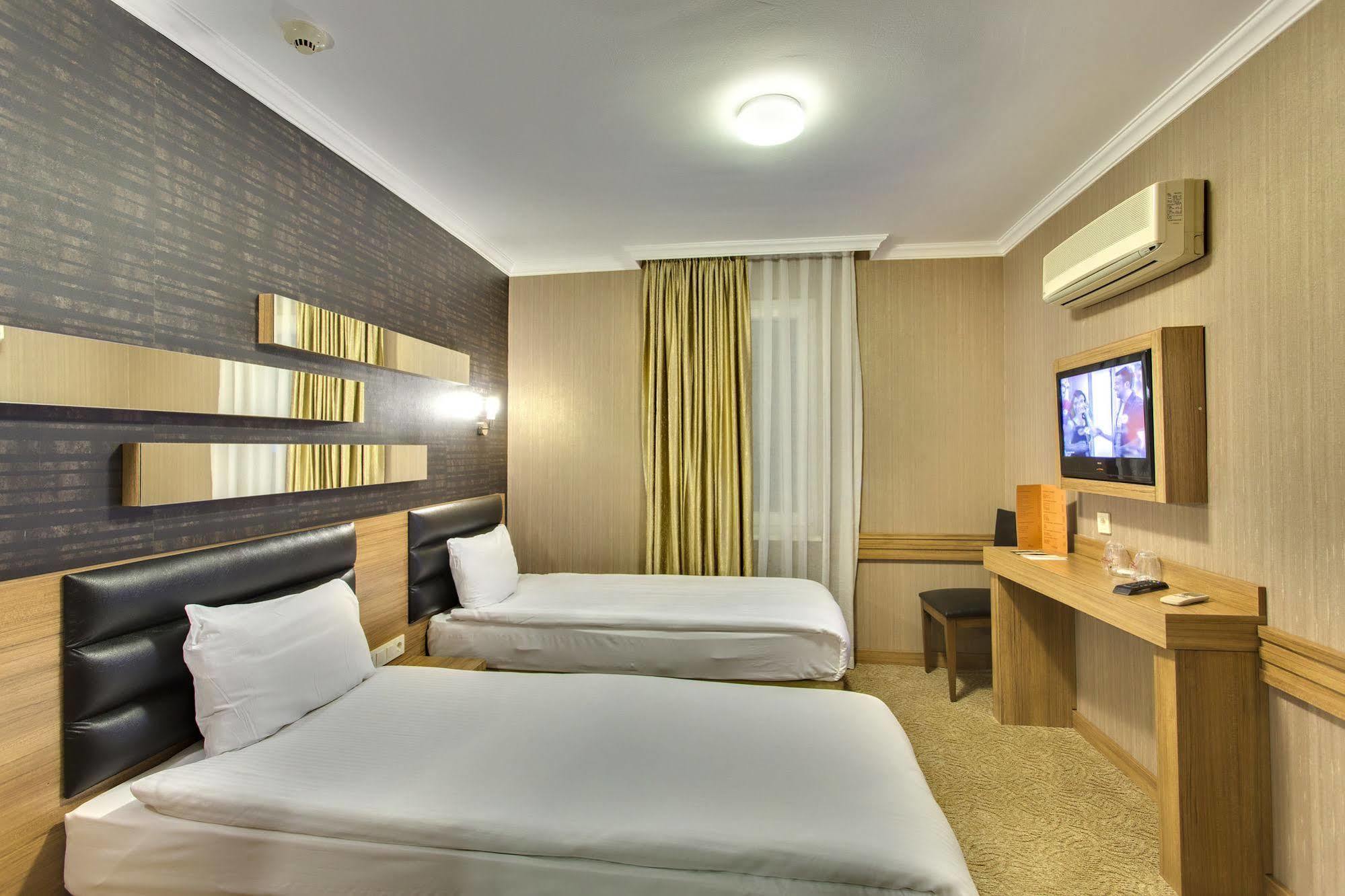 Antroyal Hotel Antalya Exterior foto